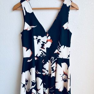 Anthropologie Maeve Amory Dress 4 Floral Fit Flare V Neck Back As Seen On TV